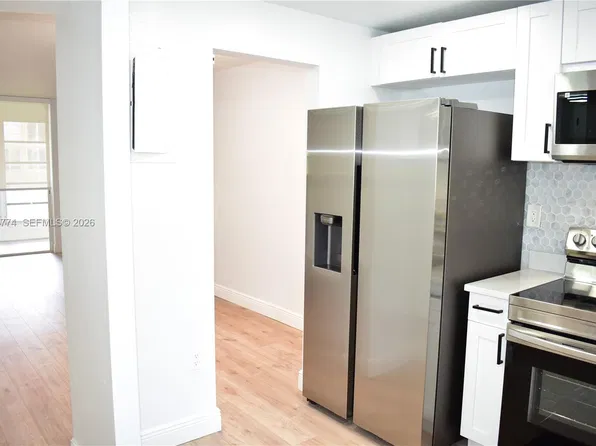 2780 N Pine Island Rd APT 211, Sunrise, FL 33322