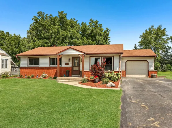 620 Main St E, Waterford, WI 53185