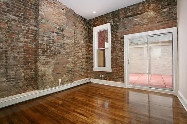 Rented by Town Residential | media 70