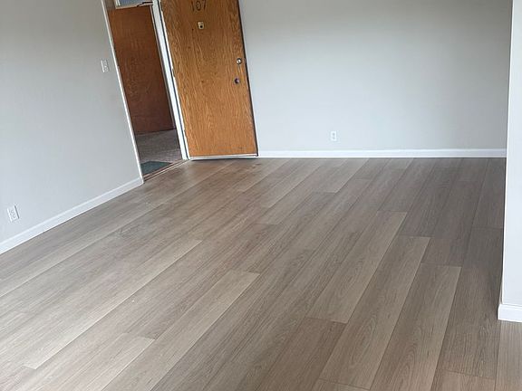 4th image of 2200 Princeton Dr APT 107