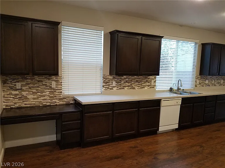 3412 Lacebark Pine St — Photo 4
