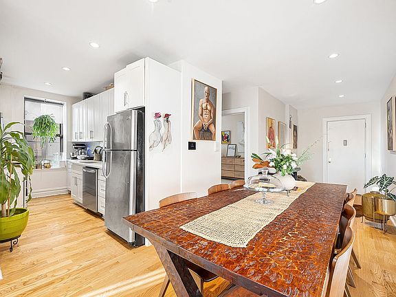 5th image of 835 Riverside Dr APT 5A