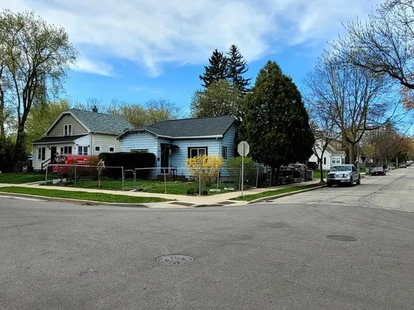 4900 West Fairmount AVENUE, Milwaukee, WI 53218