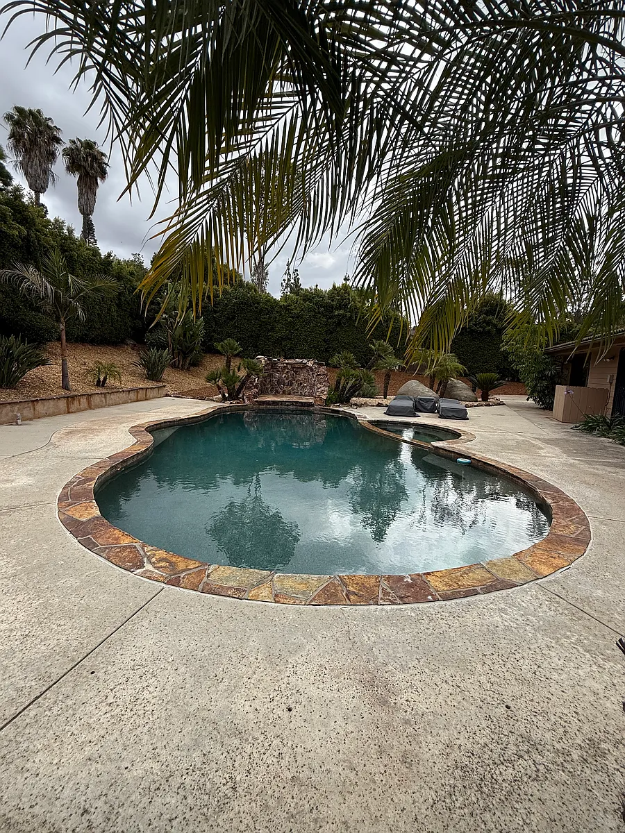 Pool, Spa, Waterfall - 2052 Hidden Mesa Rd