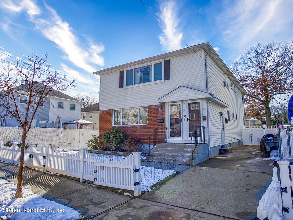 1st image of 10 Montvale Pl