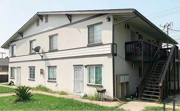 1 bed, 450 sqft, $1,300 — Photo 2