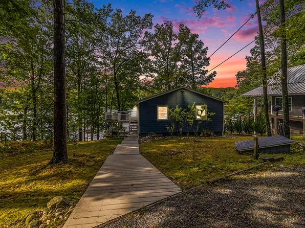 6399 N Larson Rd, Fountain, MI 49410