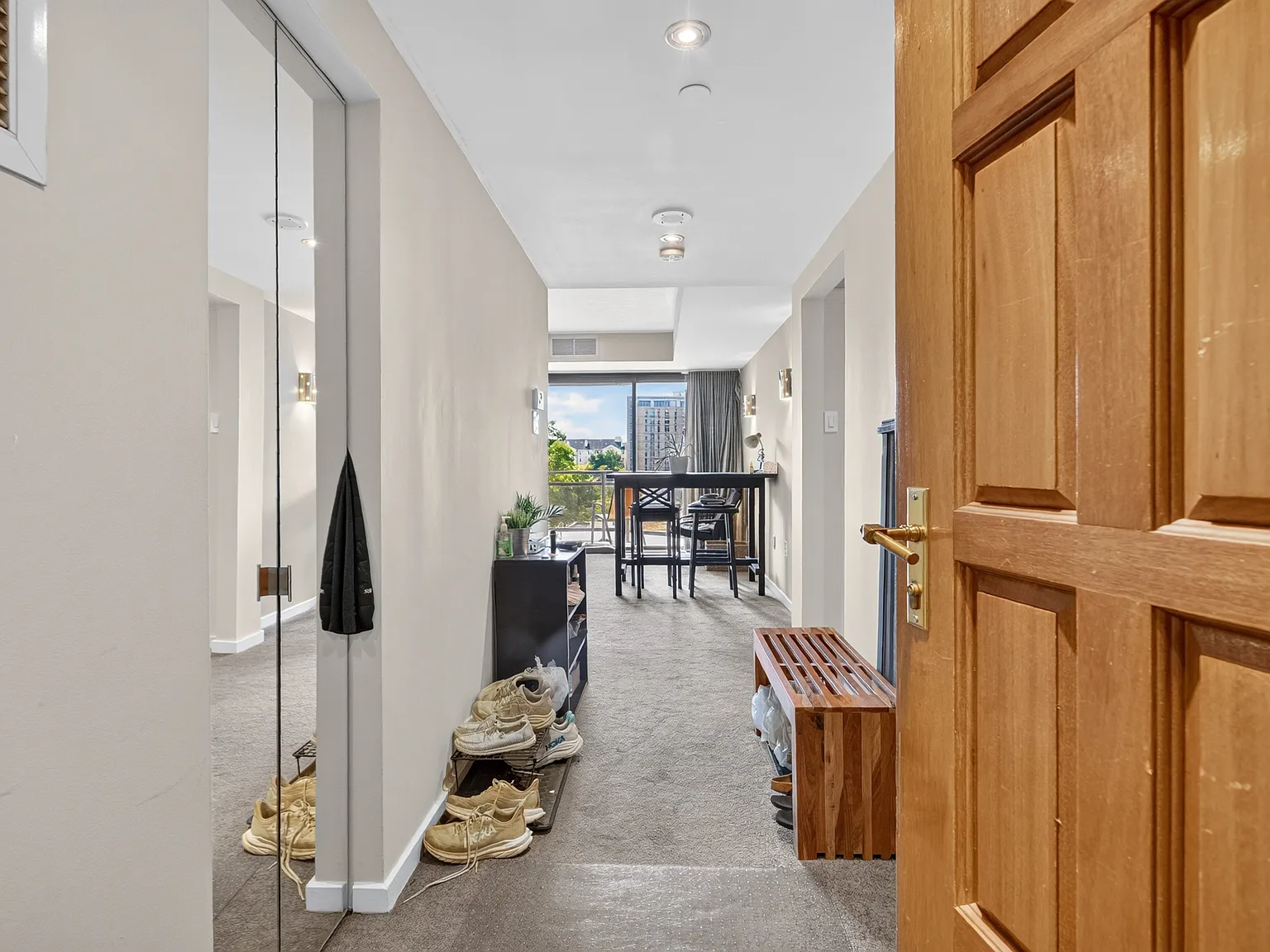 1 bed, 675 sqft, $2,500 — Photo 2
