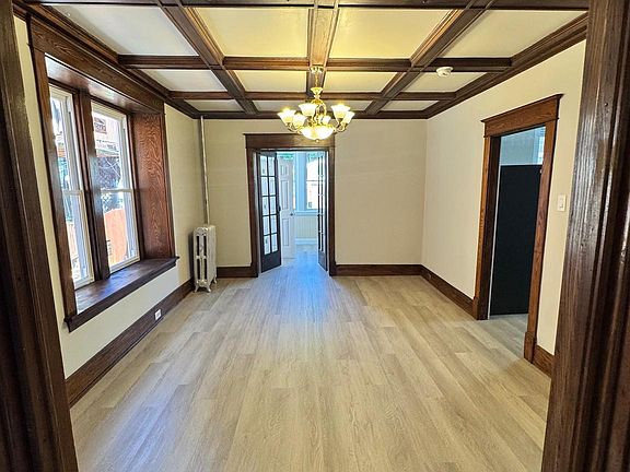 3rd image of 1714 Boas St