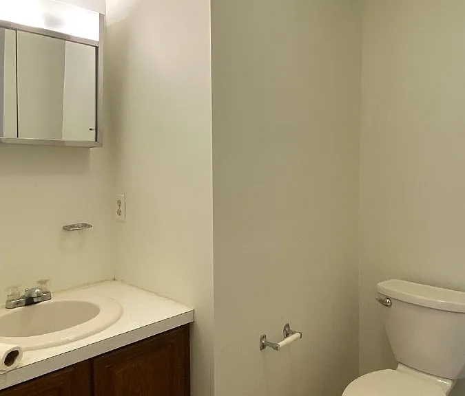 923 Meadowlark Dr — Photo 6