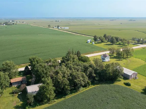 1756 290th St, Wilton, IA 52778