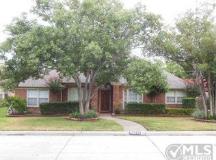 2832 Heather Ct, Grand Prairie, TX 75052