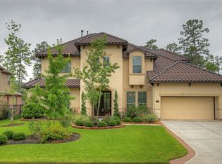 23 Wrangler Pass Dr, The Woodlands, TX 77389