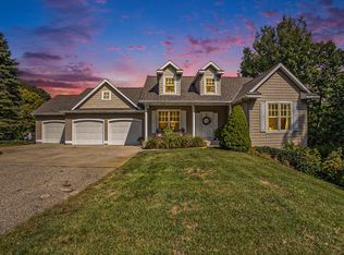5953 141st Ave, Holland, MI 49423