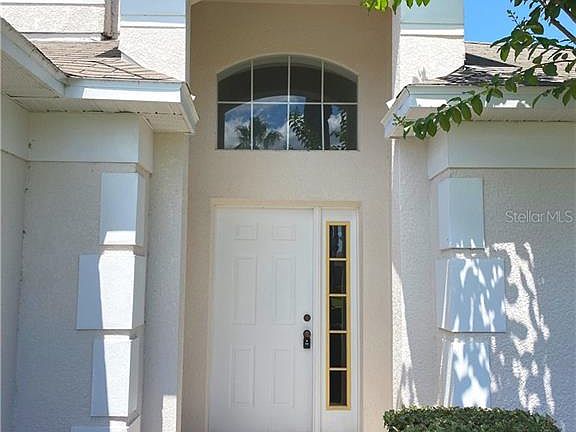 3rd image of 1035 Lake Berkley Dr
