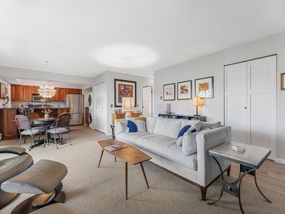 605 3rd St APT 9, Traverse City, MI, 49684