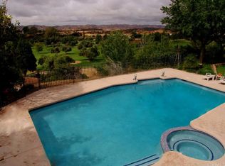 355 Canyon View Dr, Calimesa, CA 92320