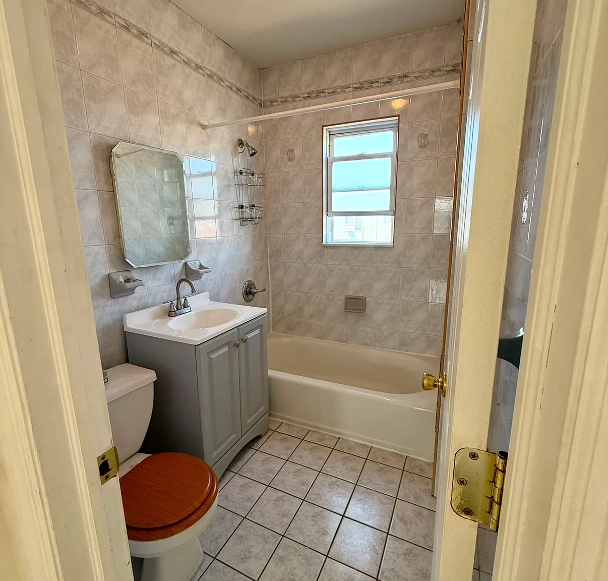1 bed, $2,000 — Photo 3