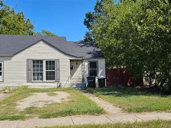 904 N Virginia St, Terrell, TX 75160