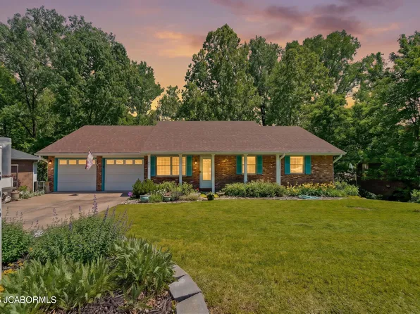 808 Troy Dr, Jefferson City, MO 65109