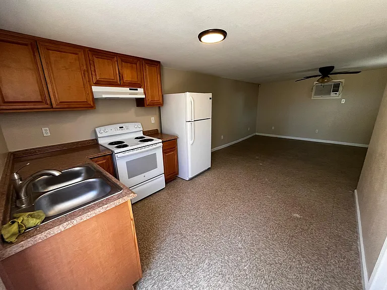 1270 W Brighton Ave — Photo 17