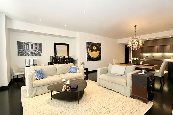 Sold by Compass | media 7