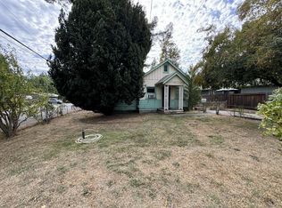 523 SE Riverside Ave, Grants Pass, OR 97526