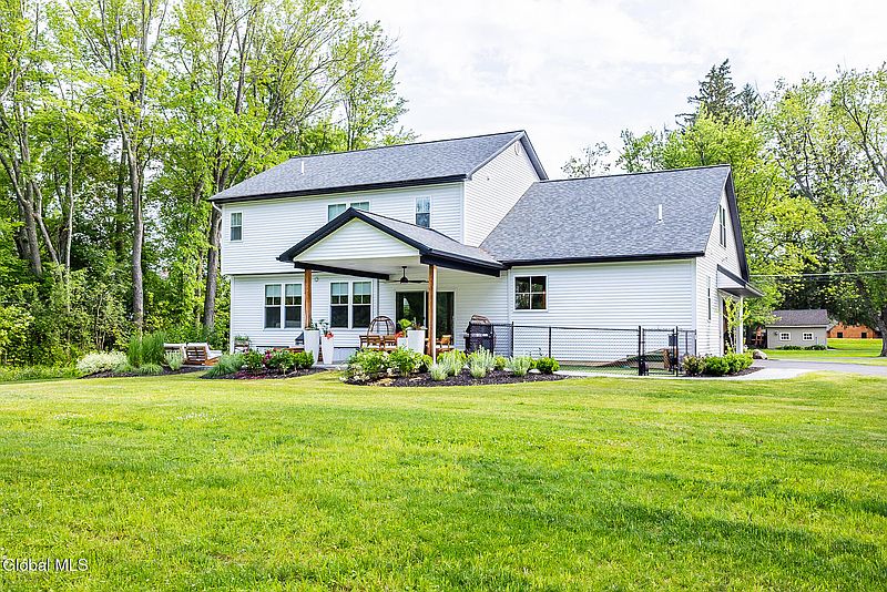 5th image of 7099 Chandler Road