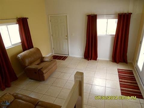 3rd image of 26493 Campau Ln