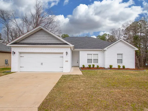 4500 Western Woods Dr, Benton, AR 72015