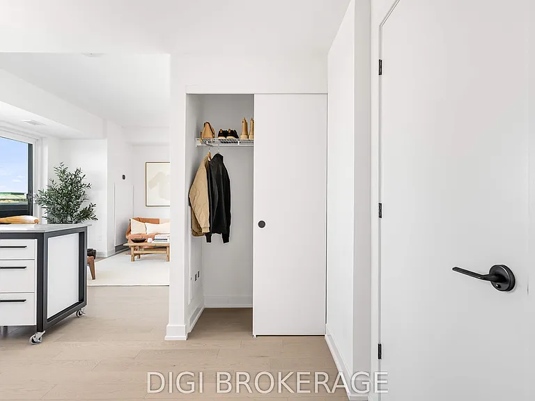 560 Rideau St #606 — Photo 7