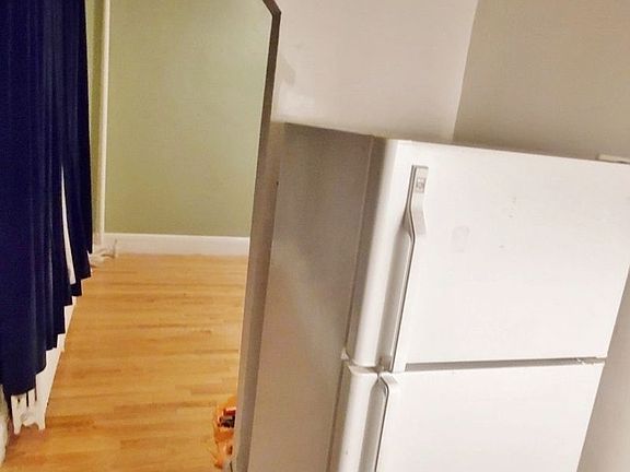 5th image of 2525 Steinway St APT 2F