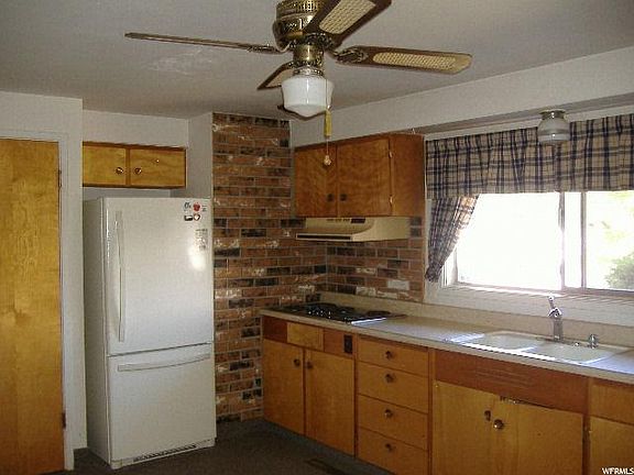 3rd image of 639 N 5th St