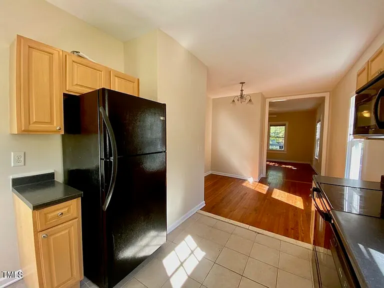 1201 Berkeley St — Photo 14