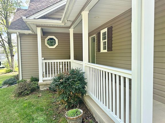 4th image of 24 Hokie Ln