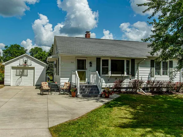 312 12th Ave, New Glarus, WI 53574
