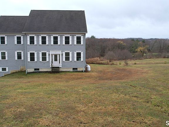 2nd image of 4 Hard Hill Road South