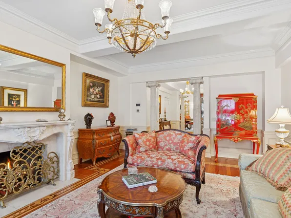 975 Park Avenue image 4 of 14