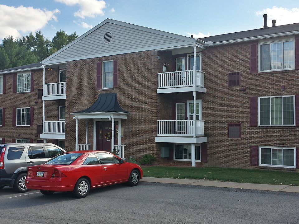 946 Wood Hollow Dr, Cranberry Township, PA 16066 Zillow