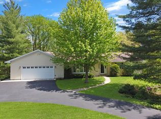 8518 Reese Rd, Harvard, IL 60033