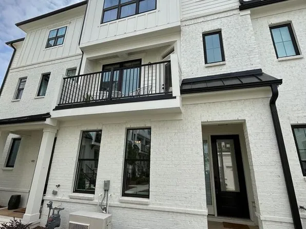 1601 Draper View Loop #102, Raleigh, NC 27608