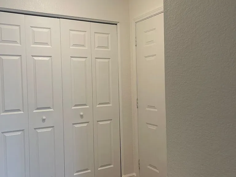 720 Sunrise Ave — Photo 5