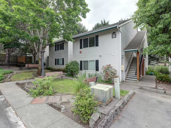 4231 NE 5th St APT D203, Renton, WA 98059