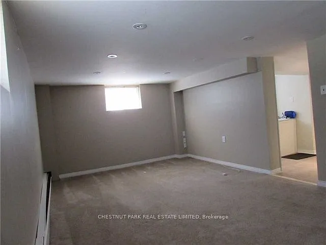 143 Glenvale Blvd — Photo 6
