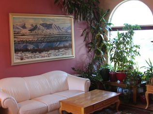 6844 Terry St, Anchorage, AK 99502