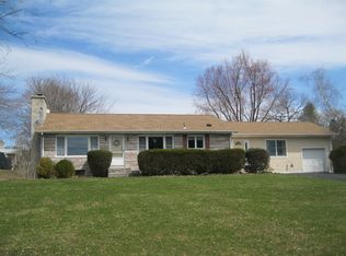 43 Heights Ln, Lafayette, NJ 07848