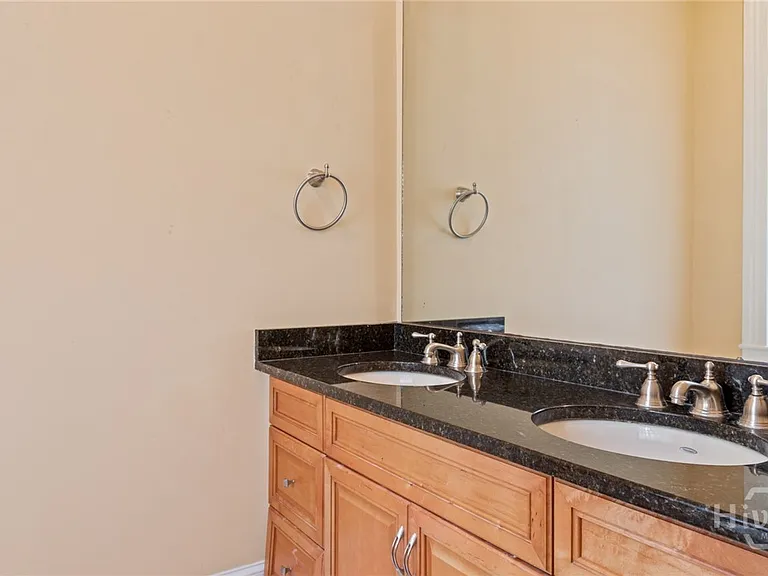 15 E Jones St #1B — Photo 23