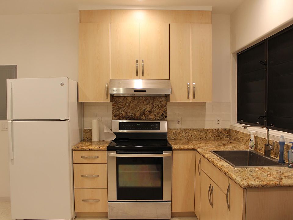 1st image of 813 7th Ave