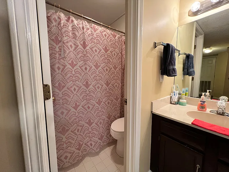 1819 Wedgewood Ave — Photo 14