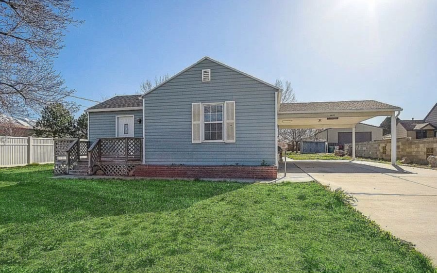 1st image of 1412 N Trinnaman Ln
